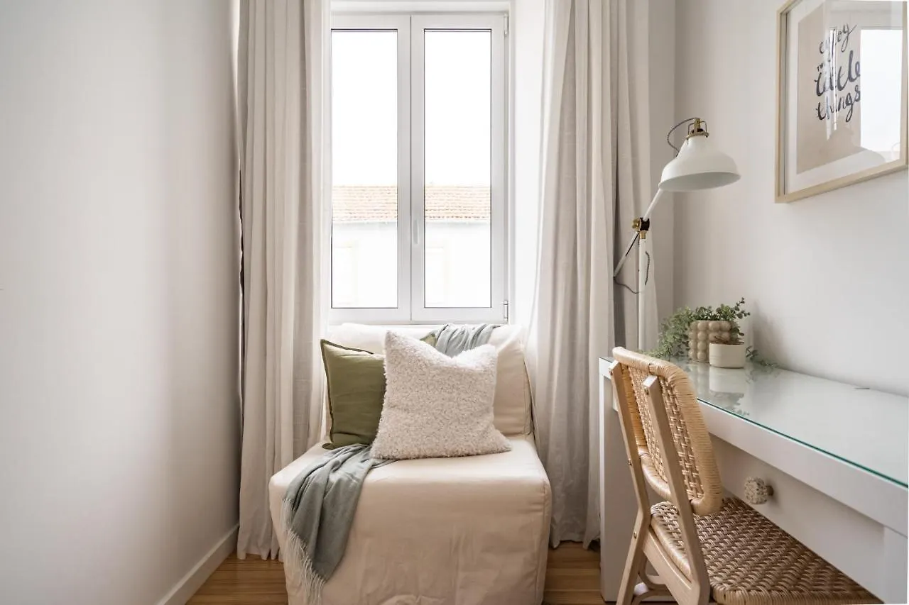 Akicity Ourique White Lisboa Daire
